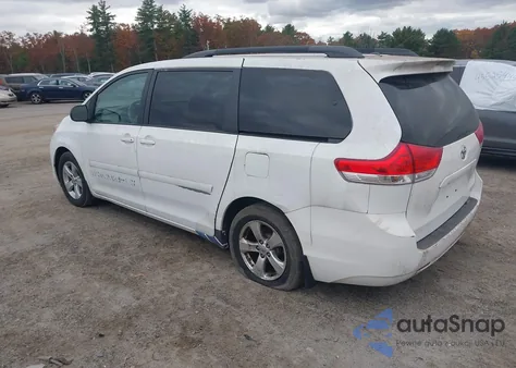2014 Toyota Sienna Le V6 8 Passenger из США, поврежденный, VIN 5TDKK3DC0ES496382